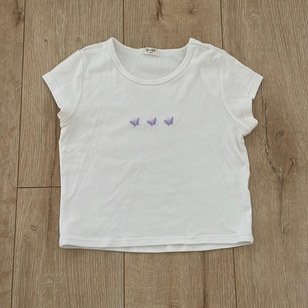 Brandy Melville Baby Tee